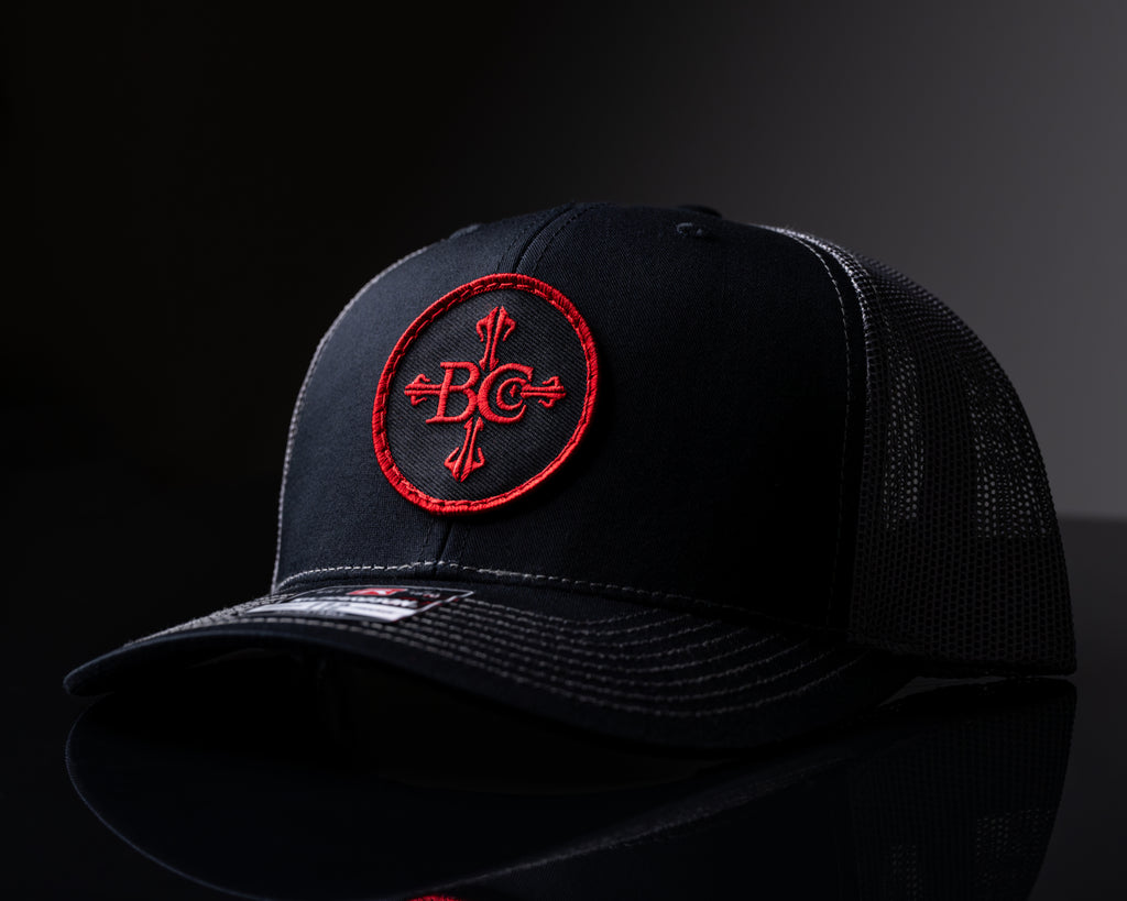 BLACK & HEATHER GREY TRUCKER HAT